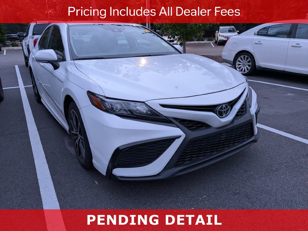 Used 2024 Toyota Camry SE Sedan