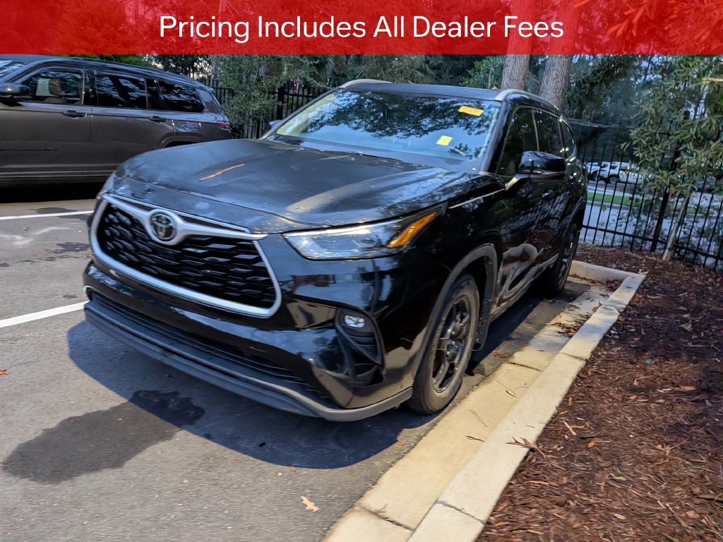 Used 2022 Toyota Highlander XLE SUV
