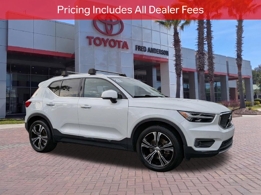 2021 Volvo XC40