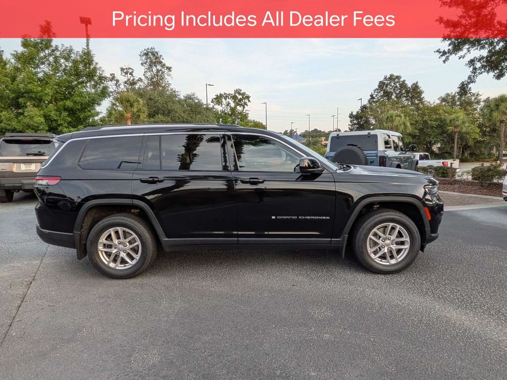 Used 2022 Jeep Grand Cherokee L Laredo SUV