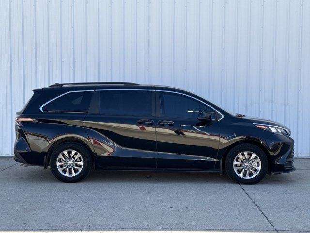 Used 2025 Toyota Sienna LE Van Passenger Van