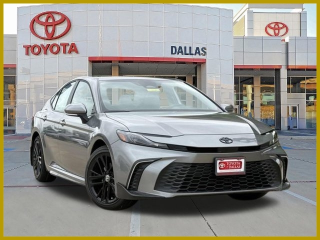 2026 Toyota Camry SE Sedan