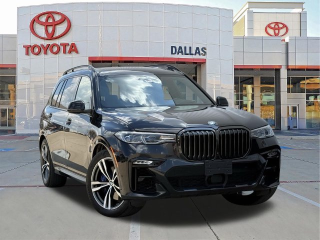 2022 BMW X7