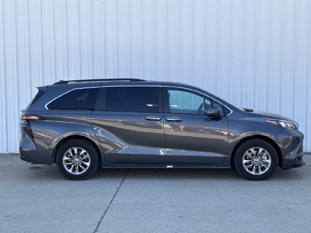 Used 2025 Toyota Sienna XLE Van Passenger Van