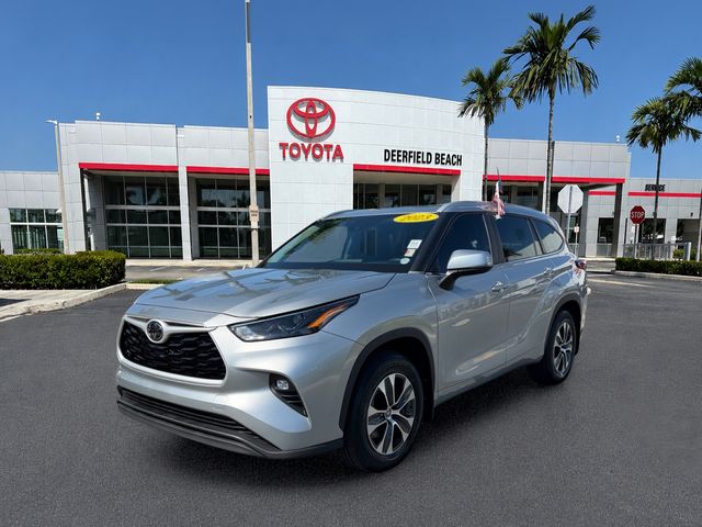 Used 2023 Toyota Highlander XLE SUV