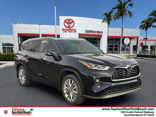 2026 Toyota Highlander Platinum SUV