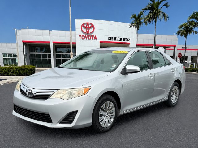 Used 2014 Toyota Camry LE Sedan