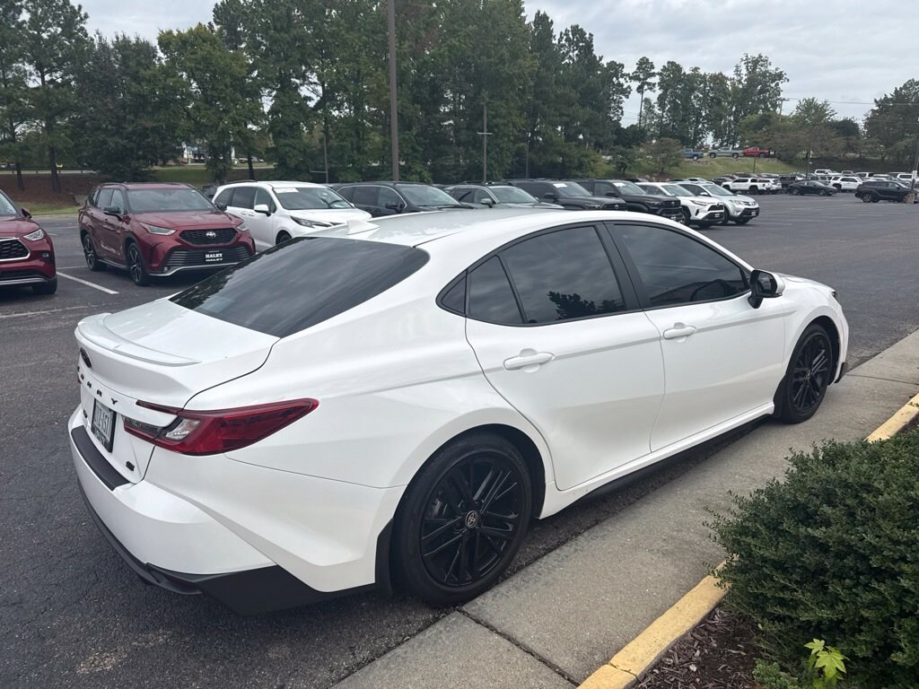 Used 2025 Toyota Camry SE Sedan