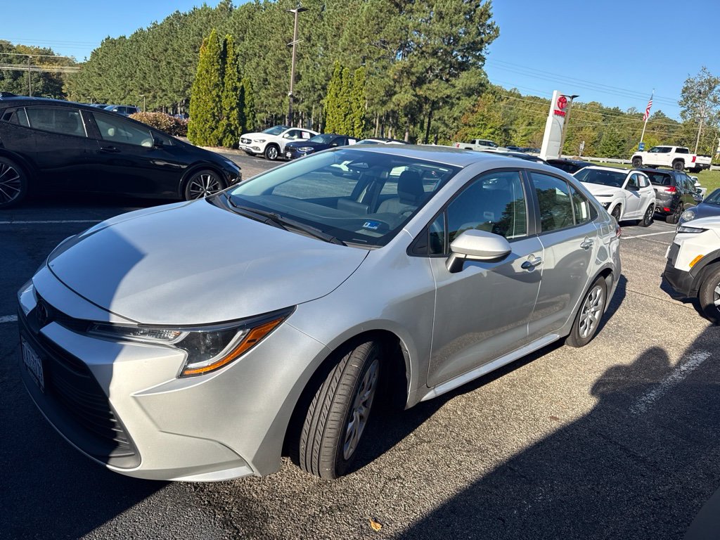 Certified 2025 Toyota Corolla LE Sedan