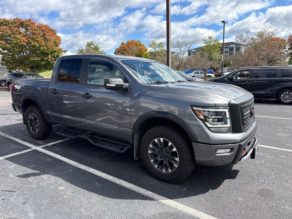  Nissan Titan