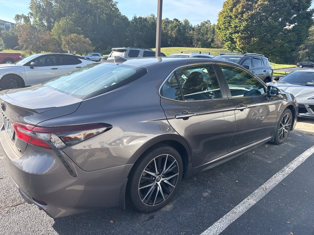 Used 2024 Toyota Camry SE Sedan