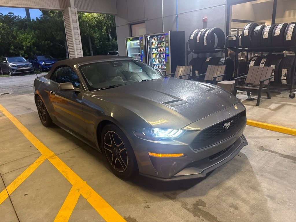 2022 Ford Mustang
