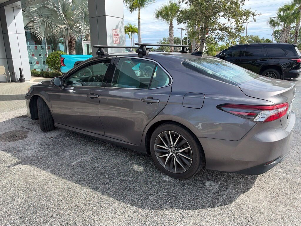 Used 2021 Toyota Camry XLE Sedan