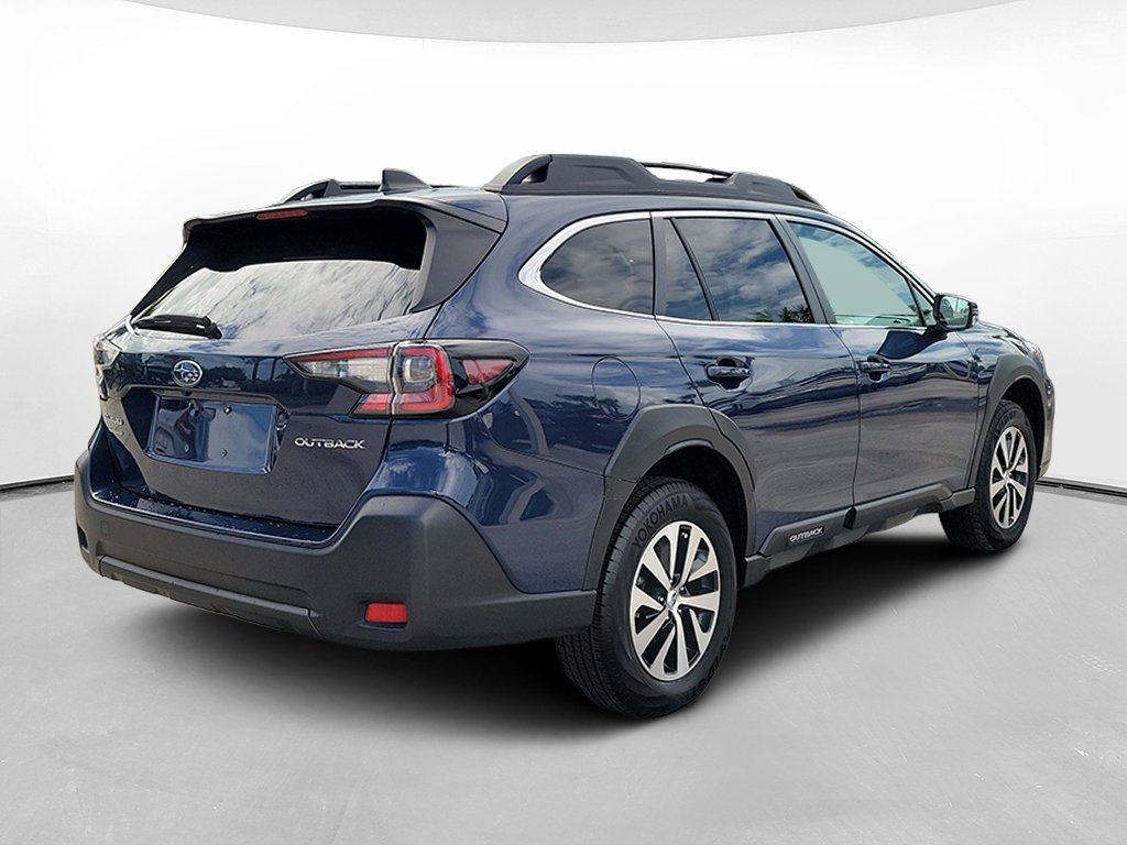 Used 2025 Subaru Outback Premium SUV