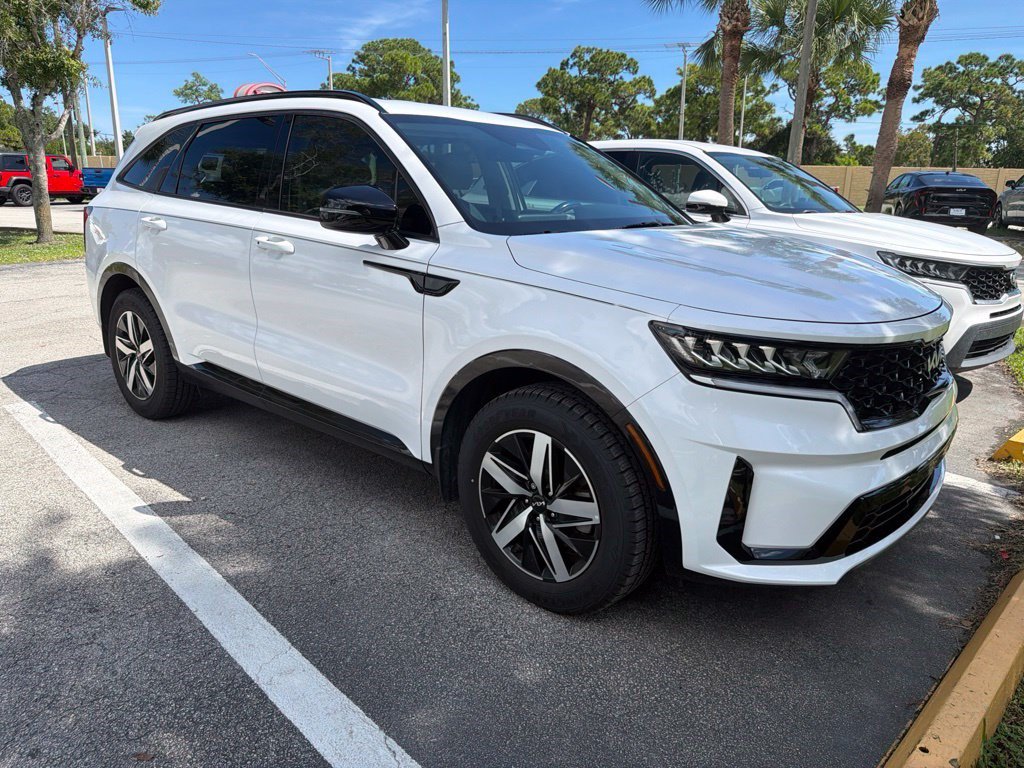 Certified 2022 Kia Sorento S SUV