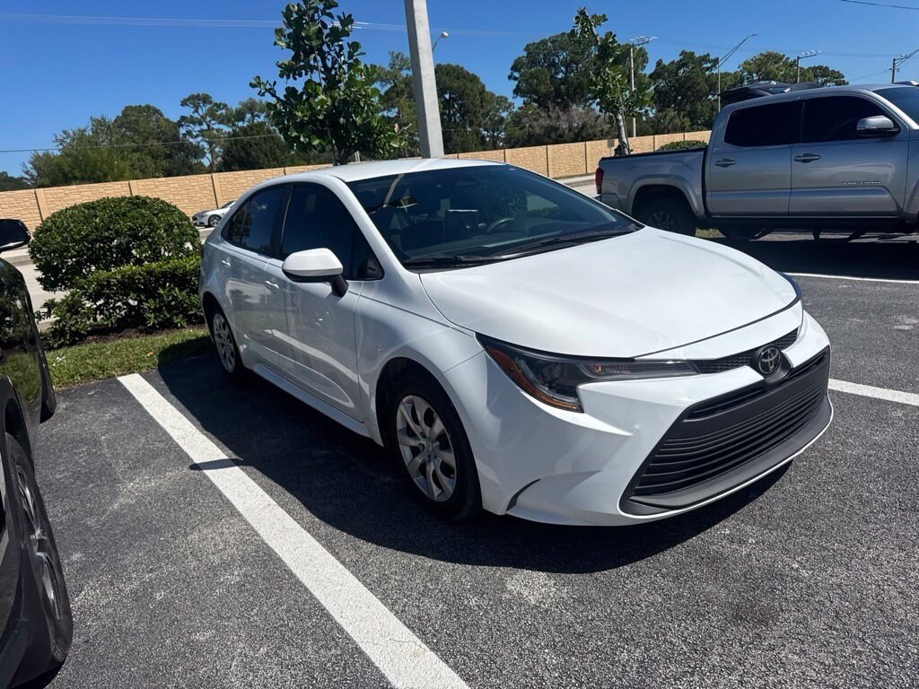Certified 2025 Toyota Corolla LE Sedan