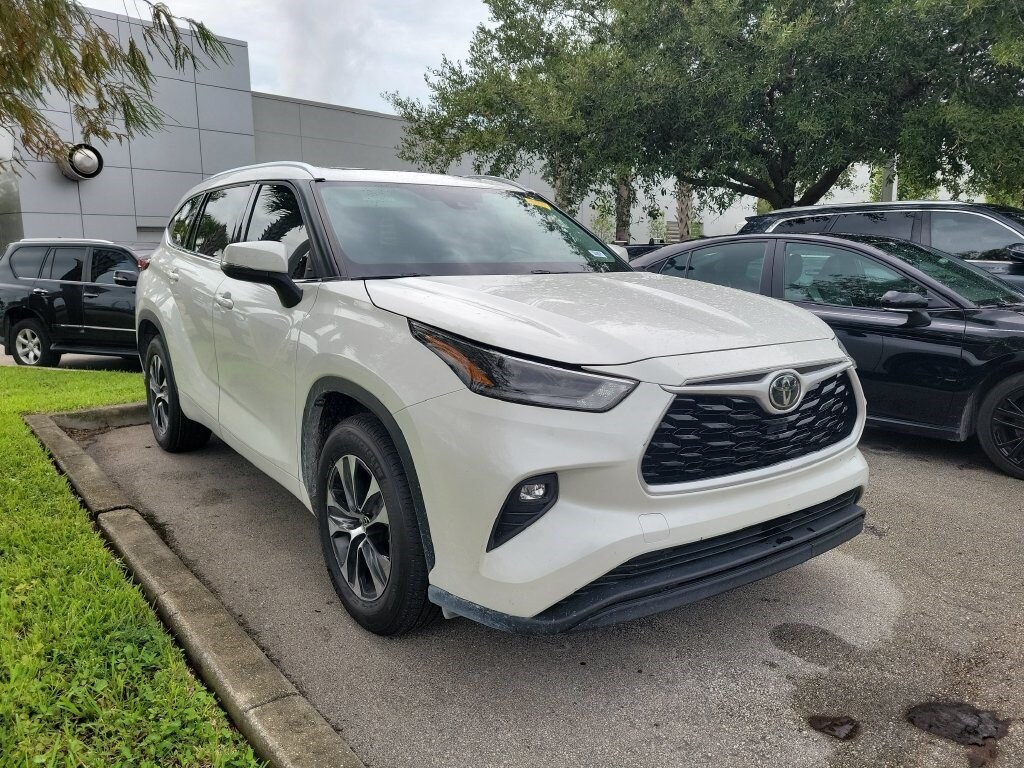 Certified 2021 Toyota Highlander XLE SUV