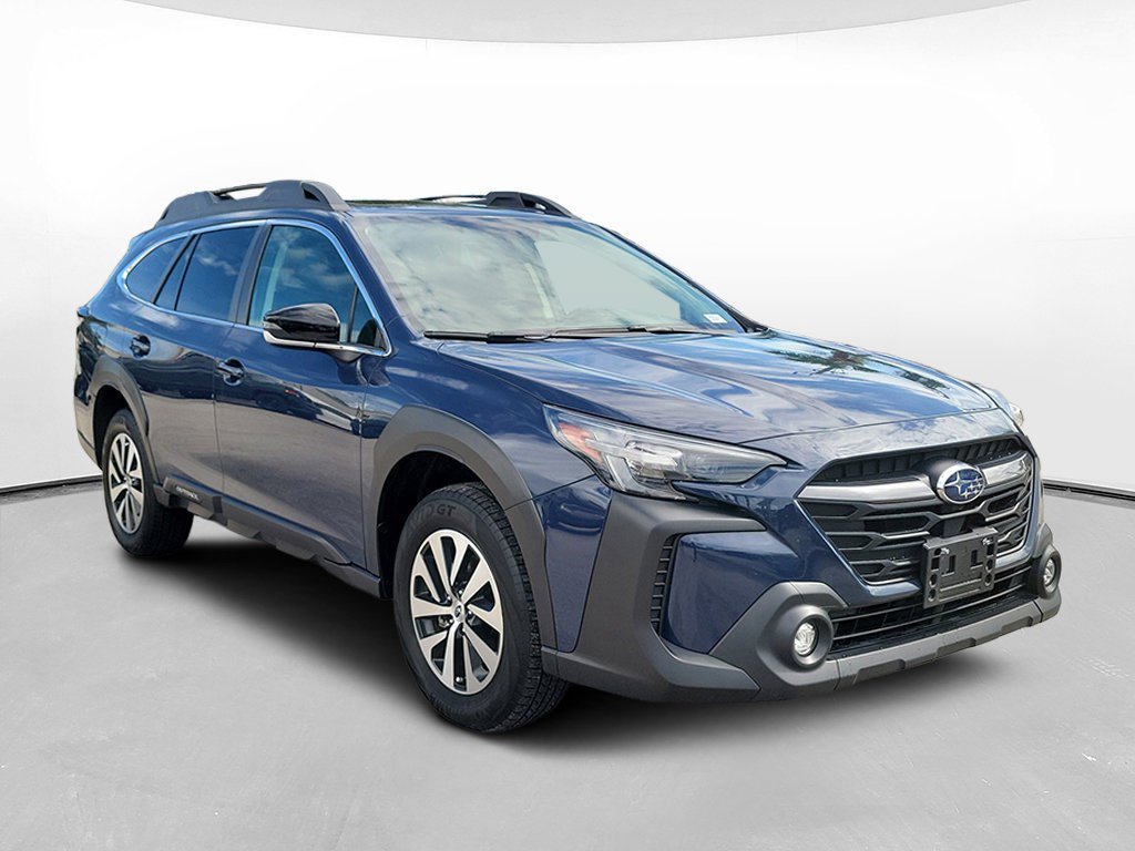 Used 2025 Subaru Outback Premium SUV