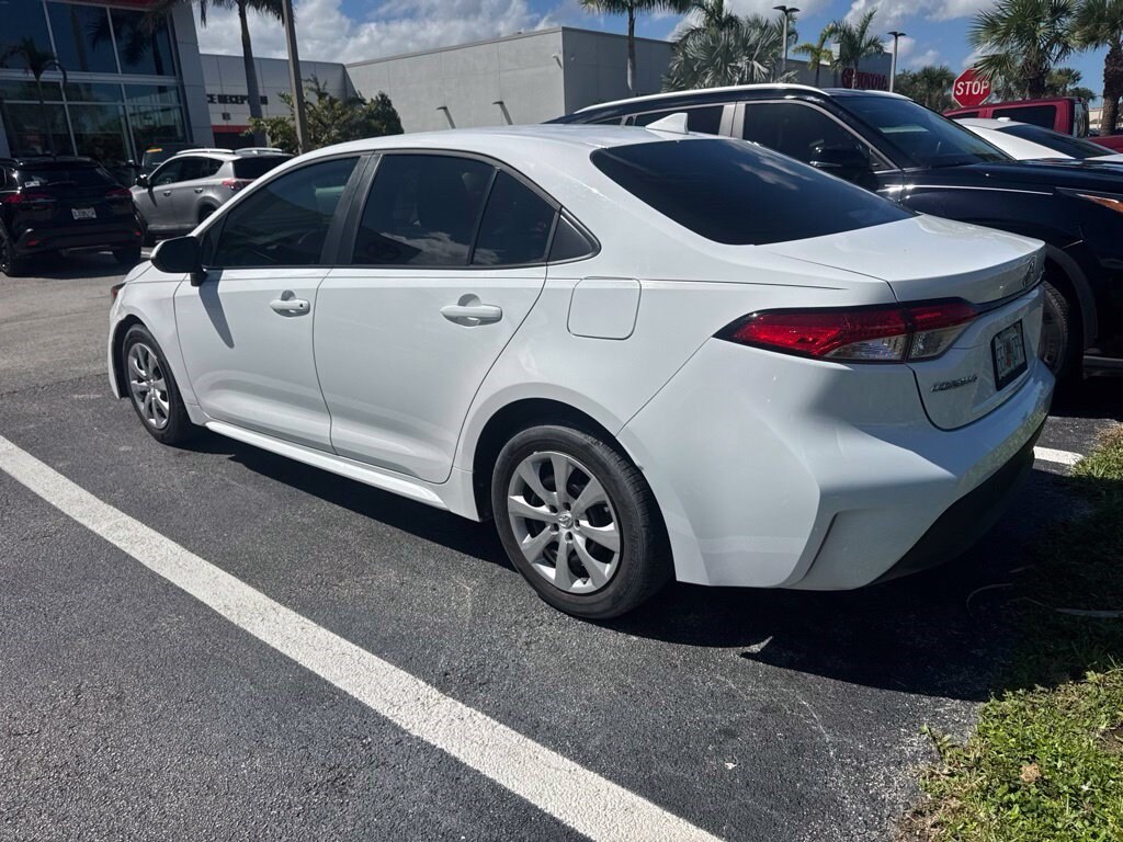 Certified 2025 Toyota Corolla LE Sedan