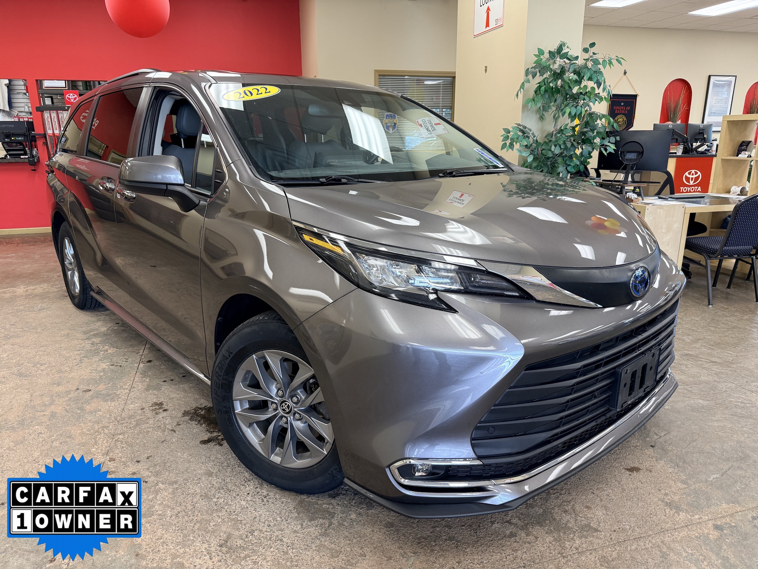 2022 Toyota Sienna XLE