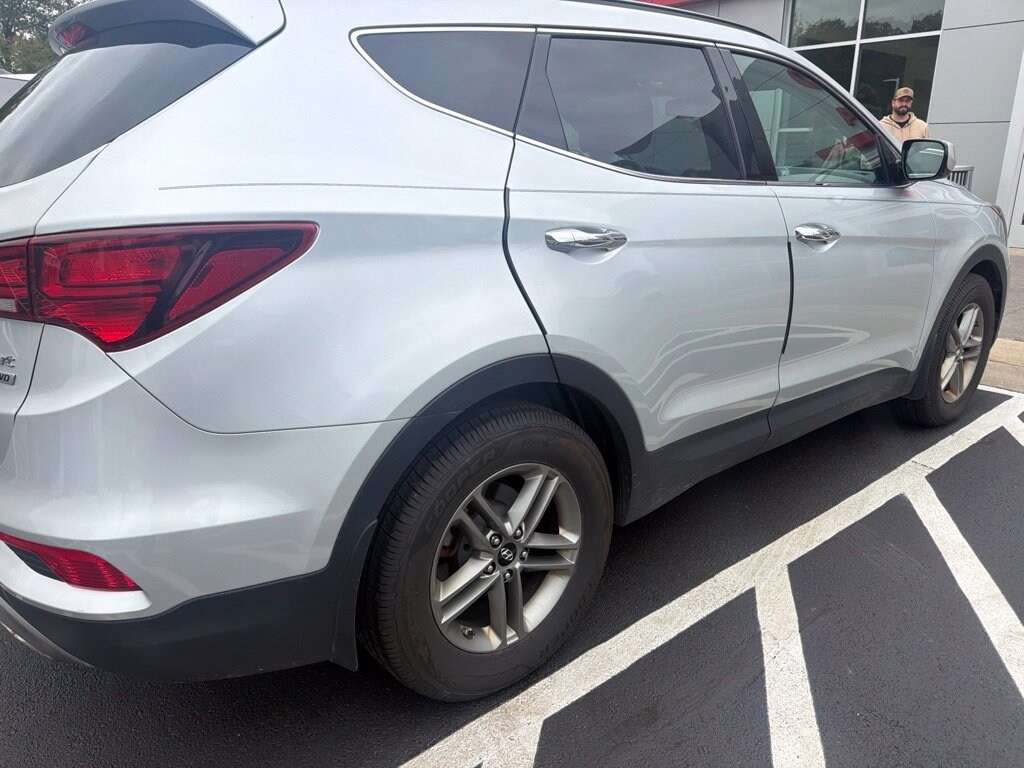Used 2017 Hyundai Santa Fe Sport 2.4 Base SUV