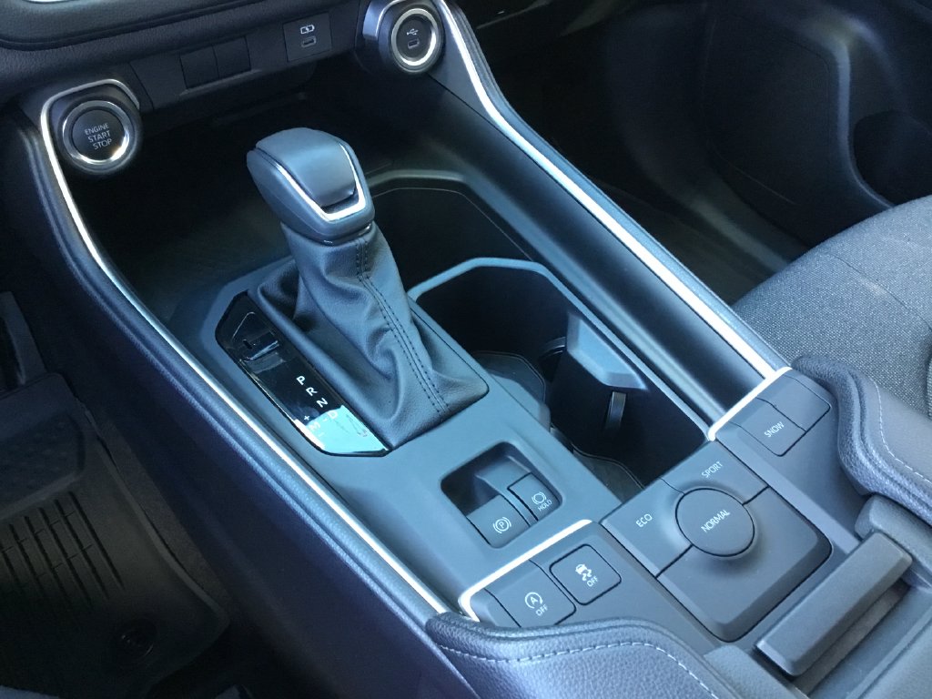 2025 Toyota Grand Highlander LE - Photo 24