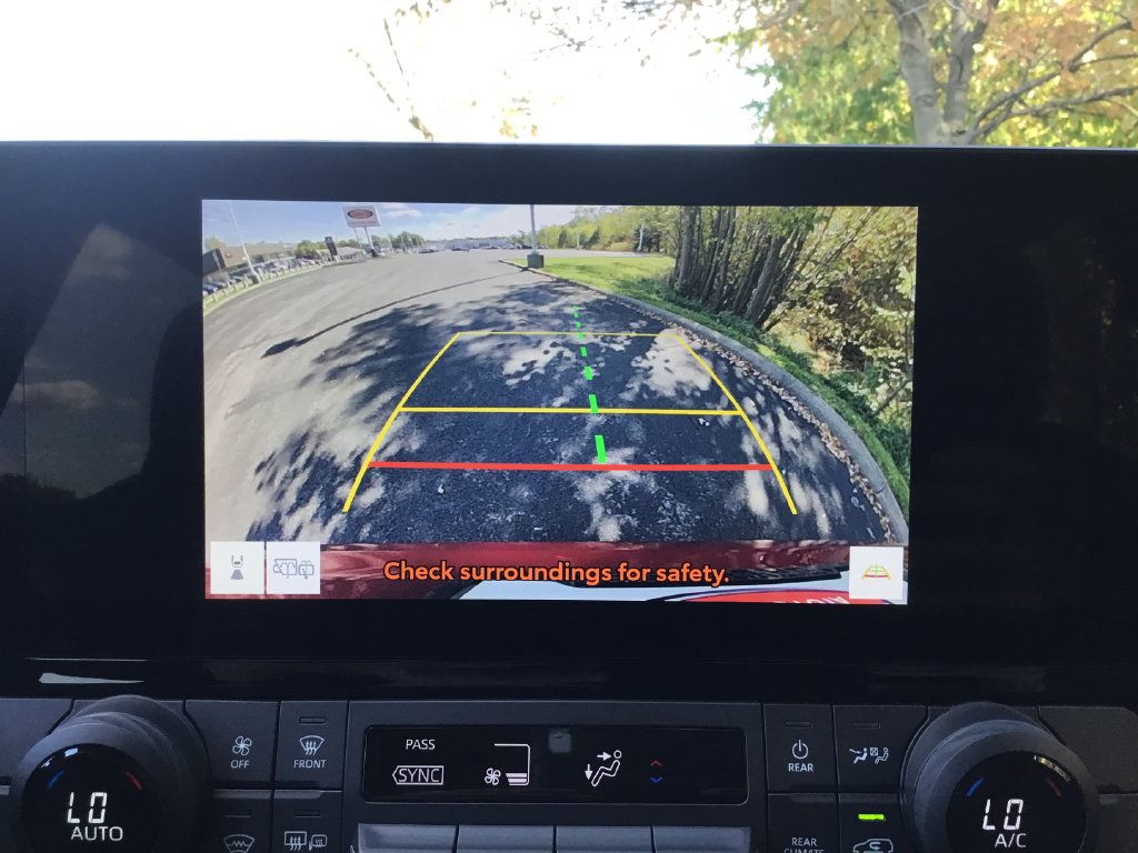 2025 Toyota Grand Highlander LE - Photo 23