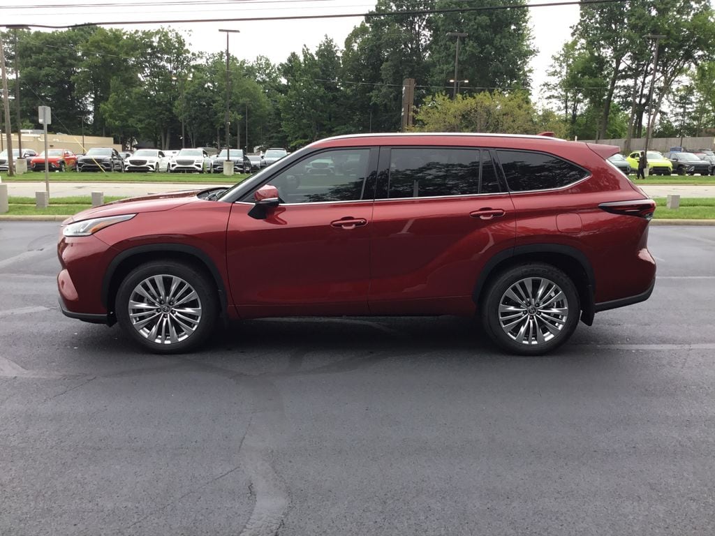 Certified 2026 Toyota Highlander Platinum SUV