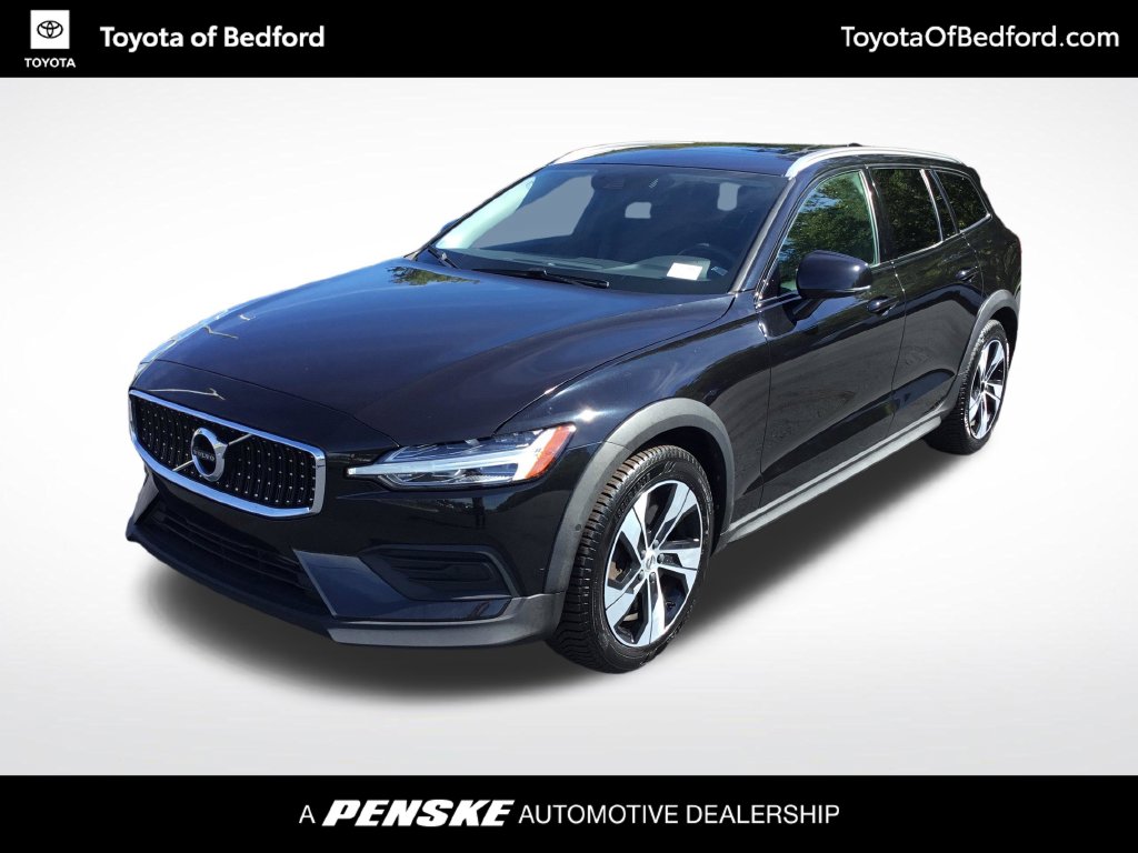 2020 Volvo V60 Cross Country Base