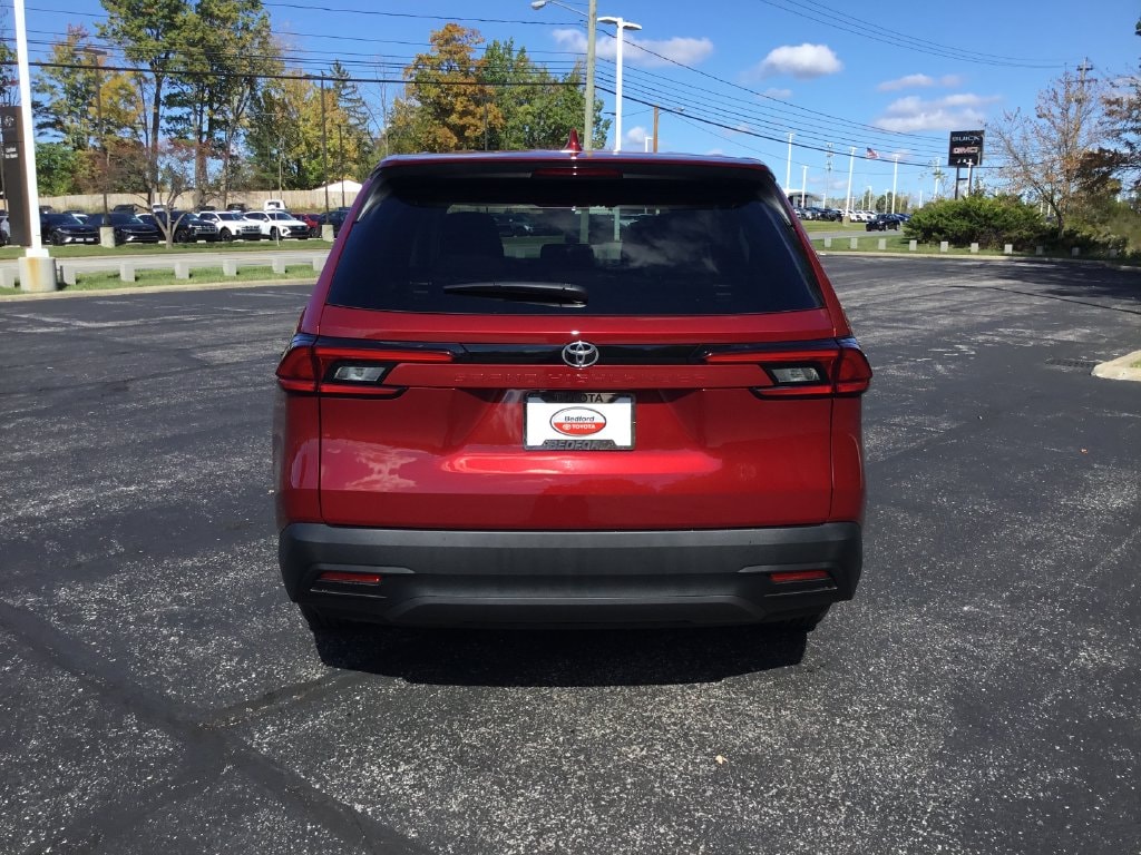 Certified 2025 Toyota Grand Highlander LE SUV
