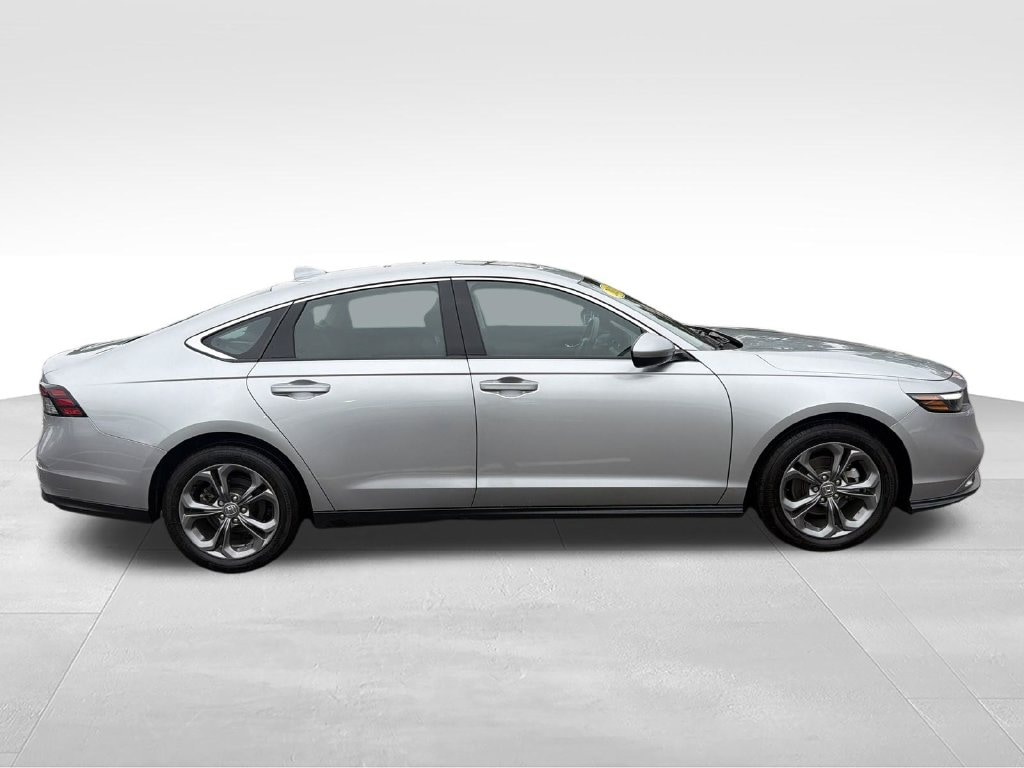 2024 Honda Accord EX - Photo 8