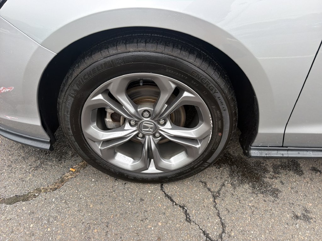 2024 Honda Accord EX - Photo 12