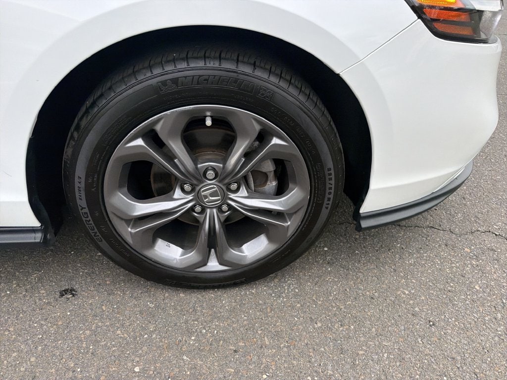 2023 Honda Accord EX - Photo 9