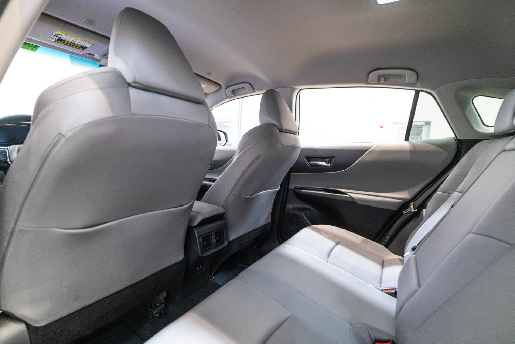 2024 Toyota Venza LE - Photo 14
