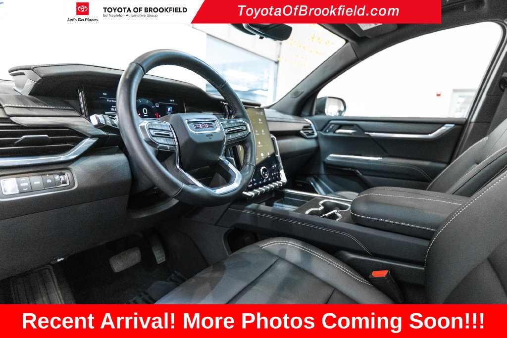 Used 2026 GMC Acadia Elevation SUV