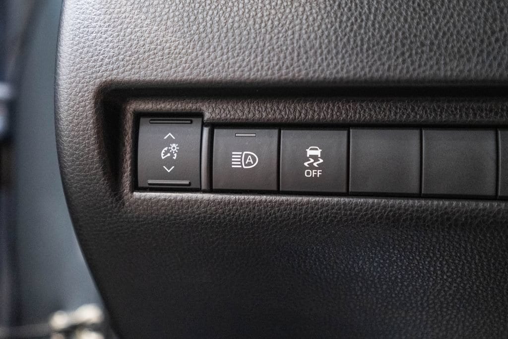 2024 Toyota Venza LE - Photo 22