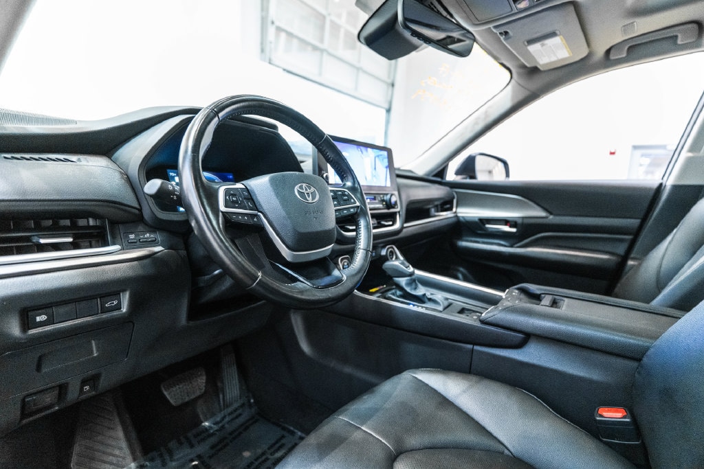 Used 2025 Toyota Grand Highlander Hybrid XLE SUV
