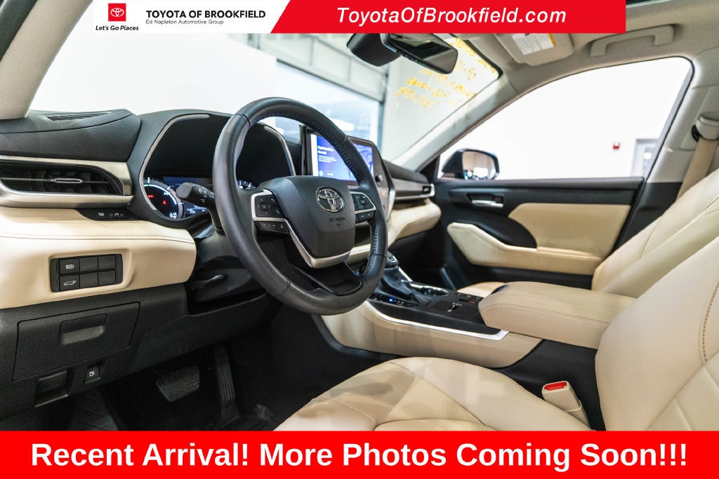 Certified 2025 Toyota Highlander Hybrid XLE SUV
