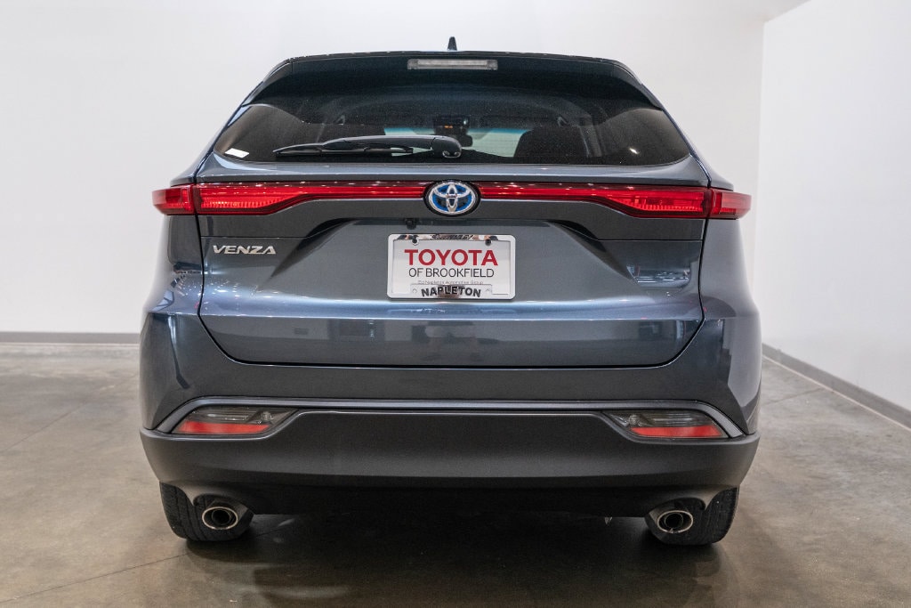 2024 Toyota Venza LE - Photo 8