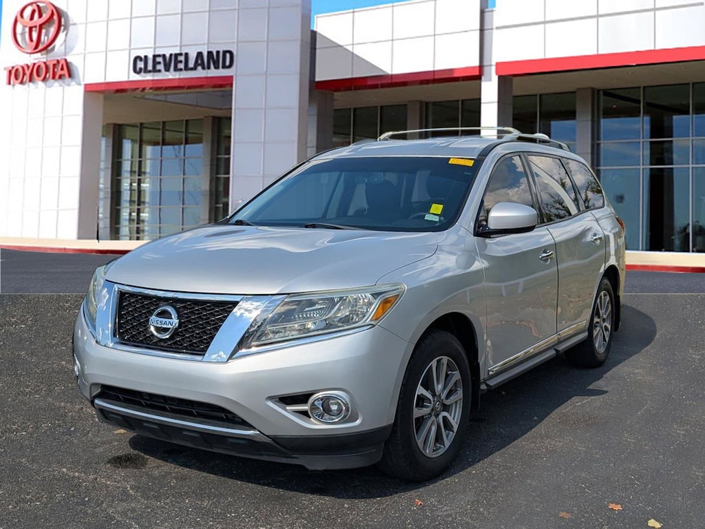 Used 2013 Nissan Pathfinder SL SUV
