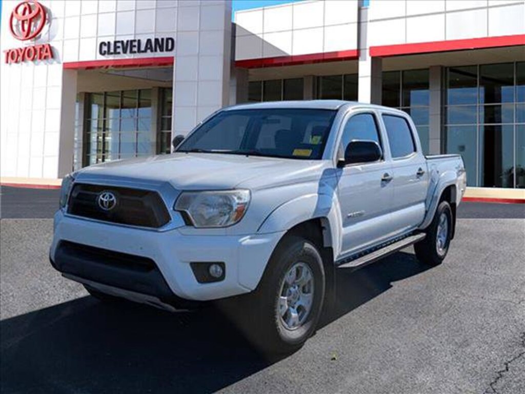 Used 2015 Toyota Tacoma Base V6 Truck Double Cab