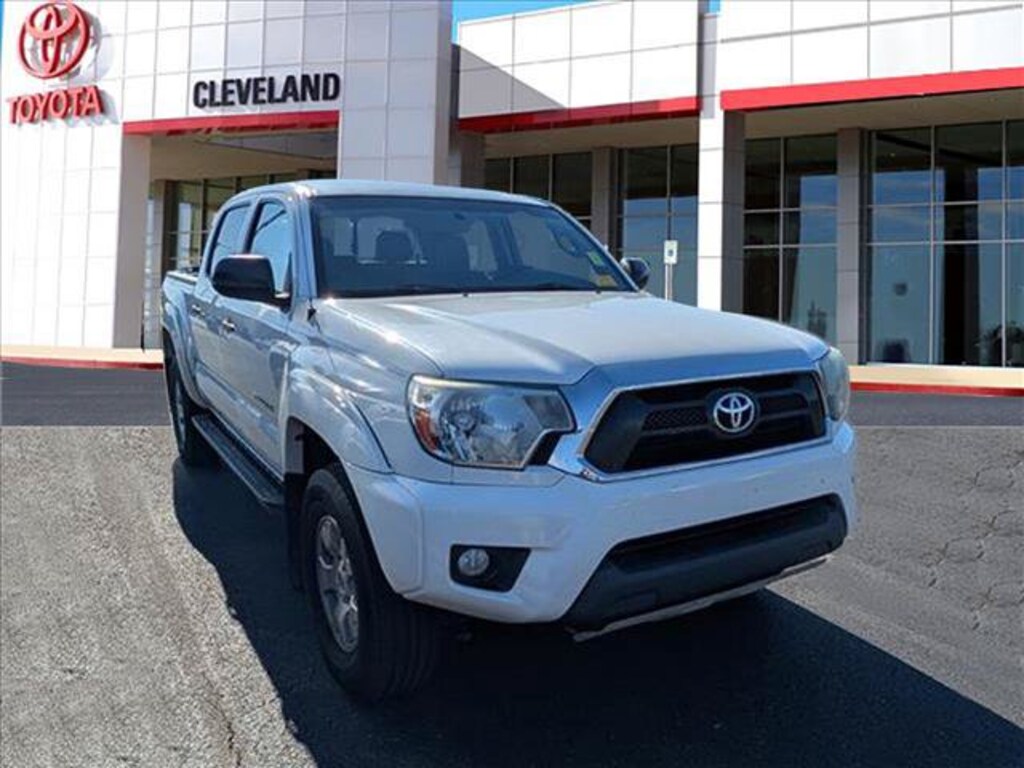 Used 2015 Toyota Tacoma Base V6 Truck Double Cab