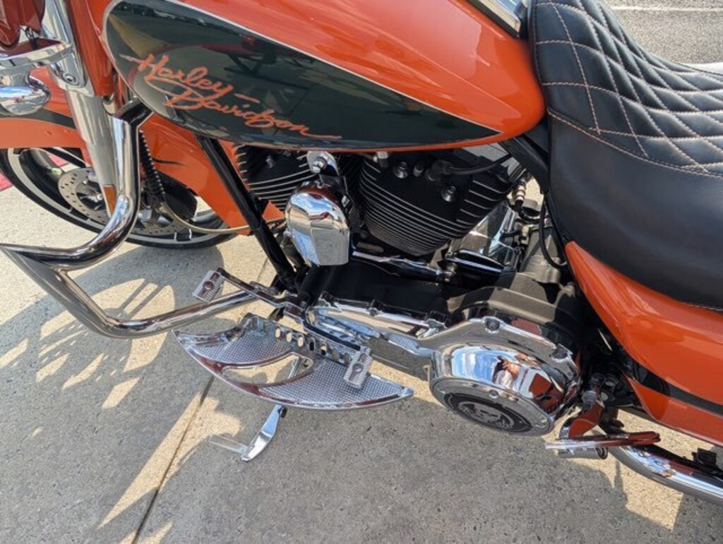 Used 2009 Harley-Davidson Street Glide Screaming Eagle Motorcycle