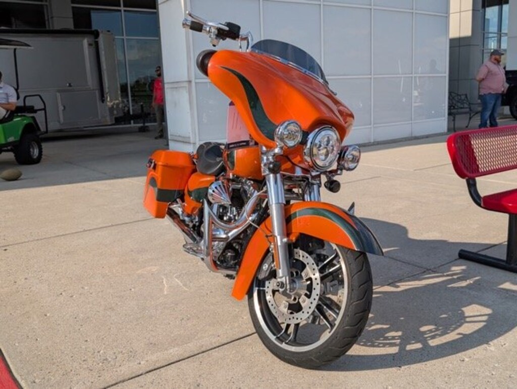 Used 2009 Harley-Davidson Street Glide Screaming Eagle Motorcycle