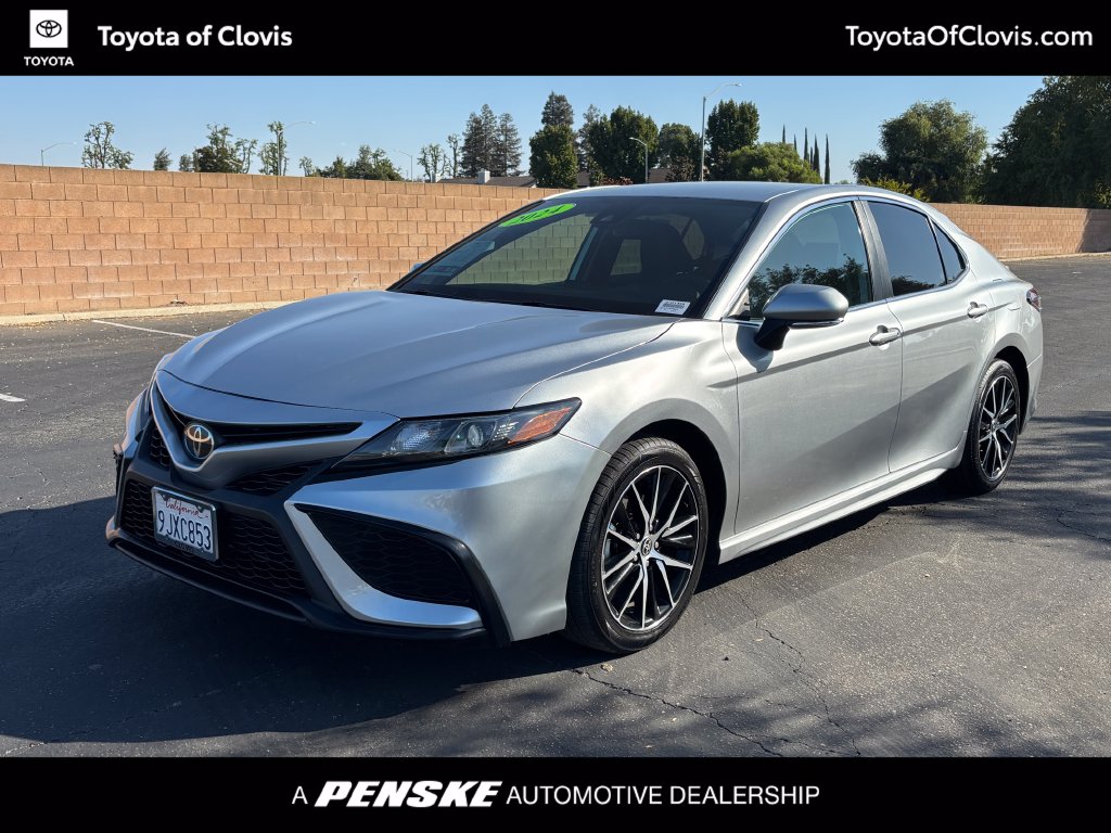 Used 2024 Toyota Camry SE Sedan