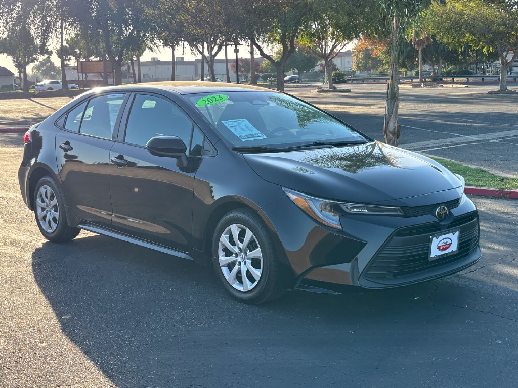 Used 2023 Toyota Corolla LE Sedan
