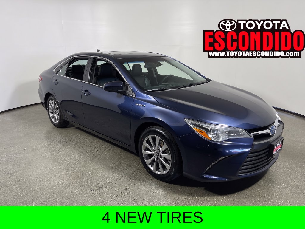 Used 2016 Toyota Camry Hybrid XLE Sedan