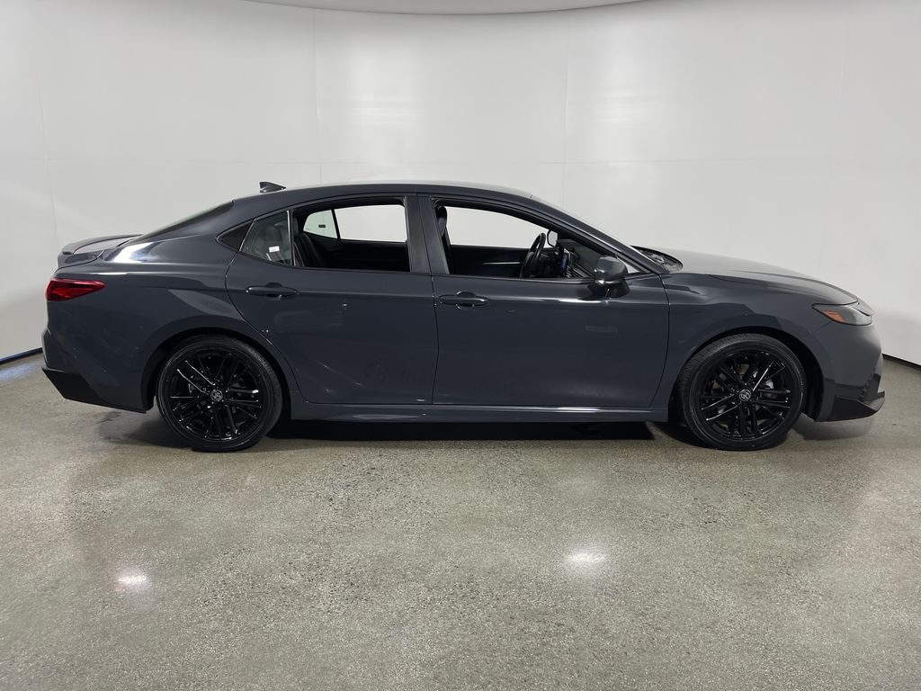 Used 2025 Toyota Camry SE Sedan