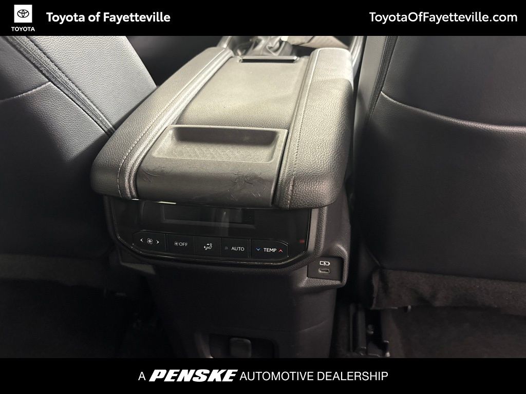 2025 Toyota Grand Highlander XLE - Photo 8