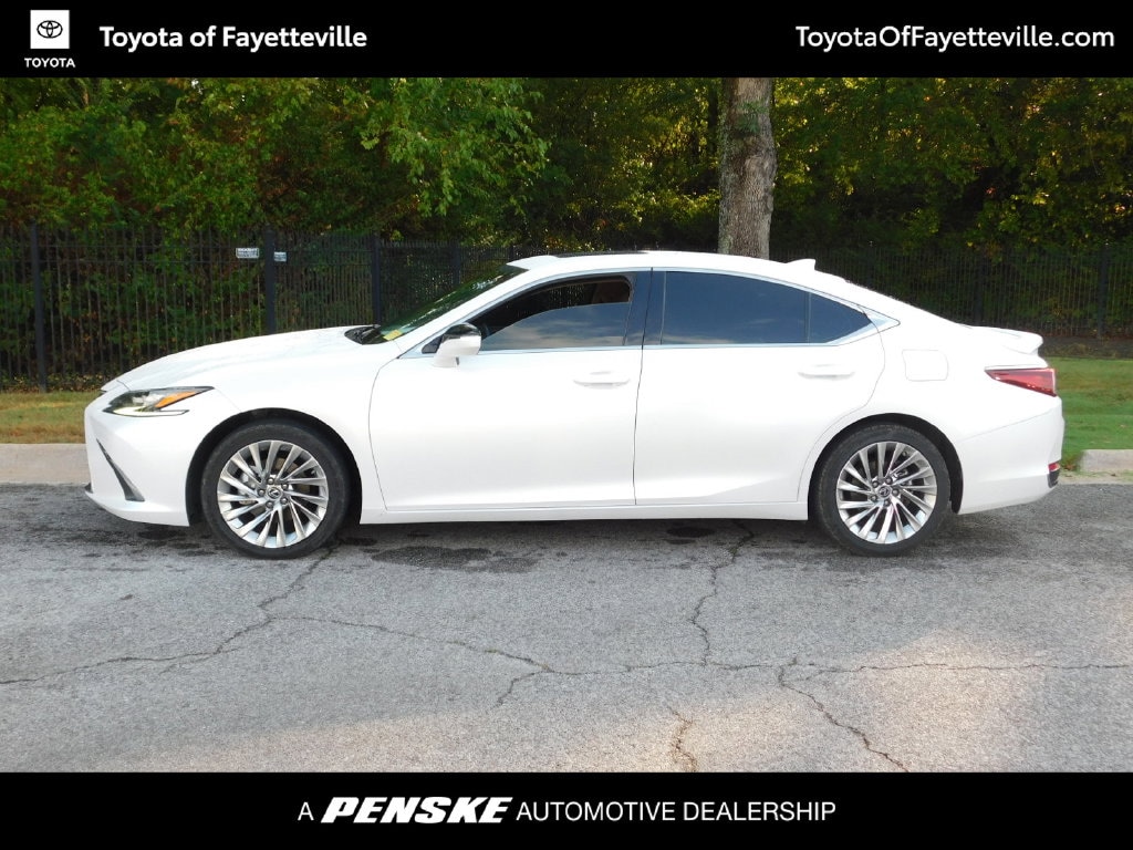 Used 2023 Lexus ES 300h 300h Luxury Sedan